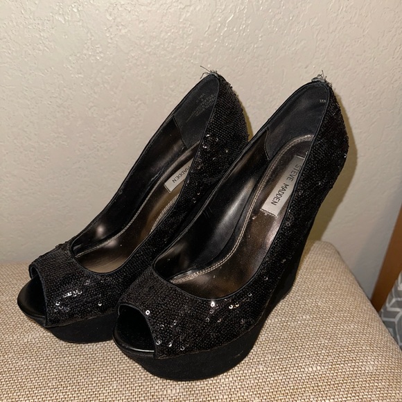 Sequin Wedges - Picture 2 of 8